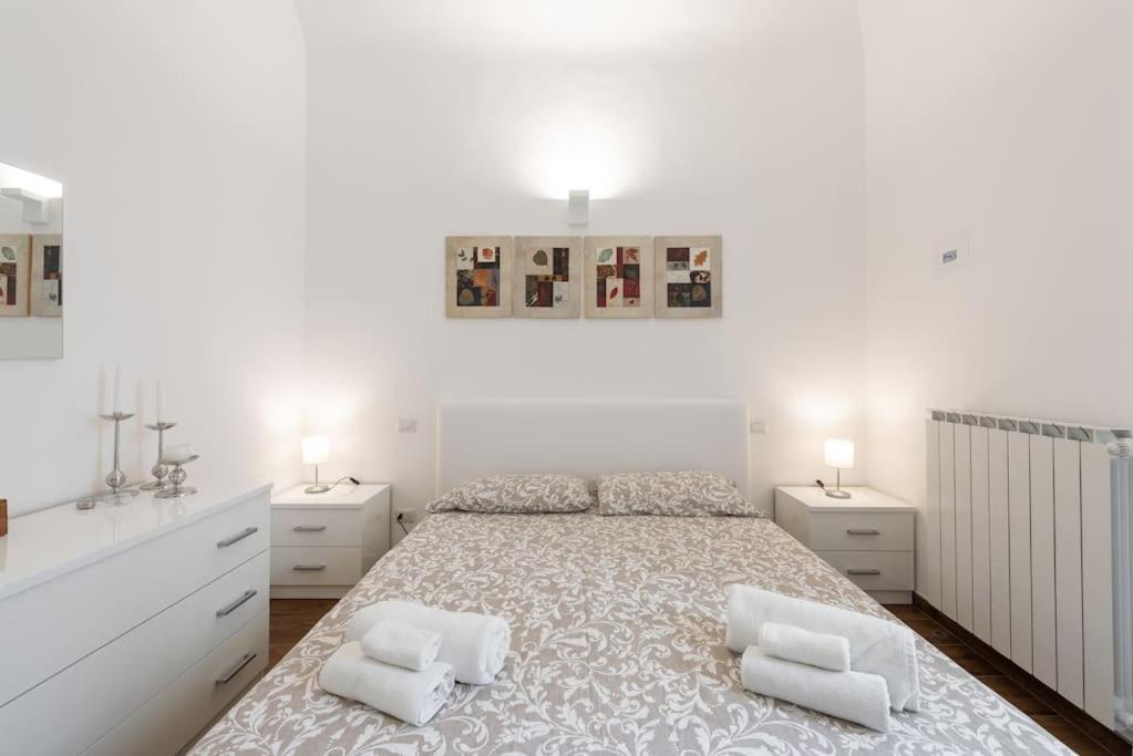Central Loft Full Comfort Бари Экстерьер фото