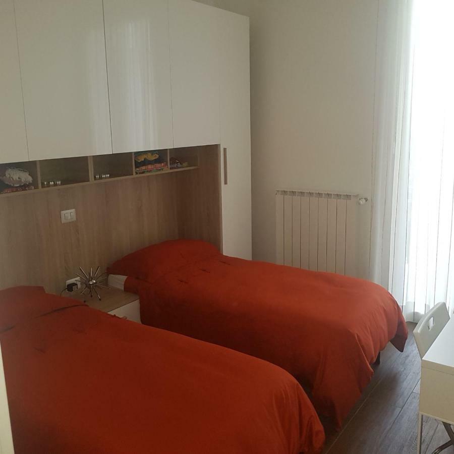Central Loft Full Comfort Бари Экстерьер фото